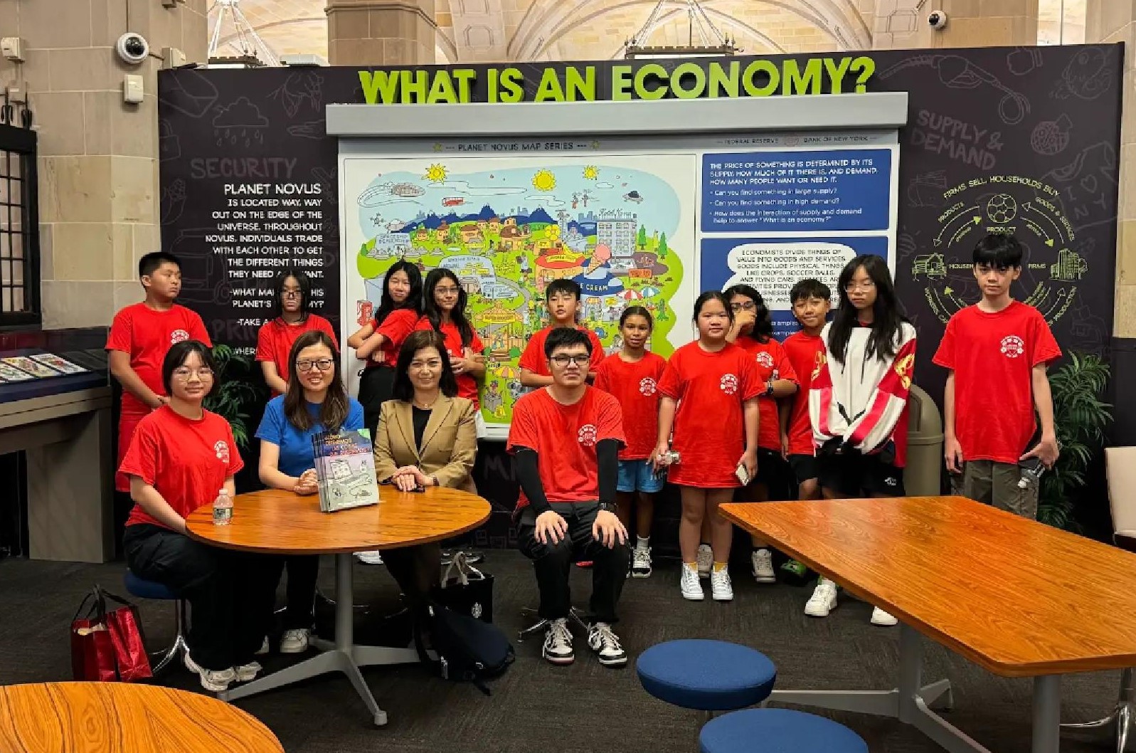 學生參觀聯邦銀行博物館