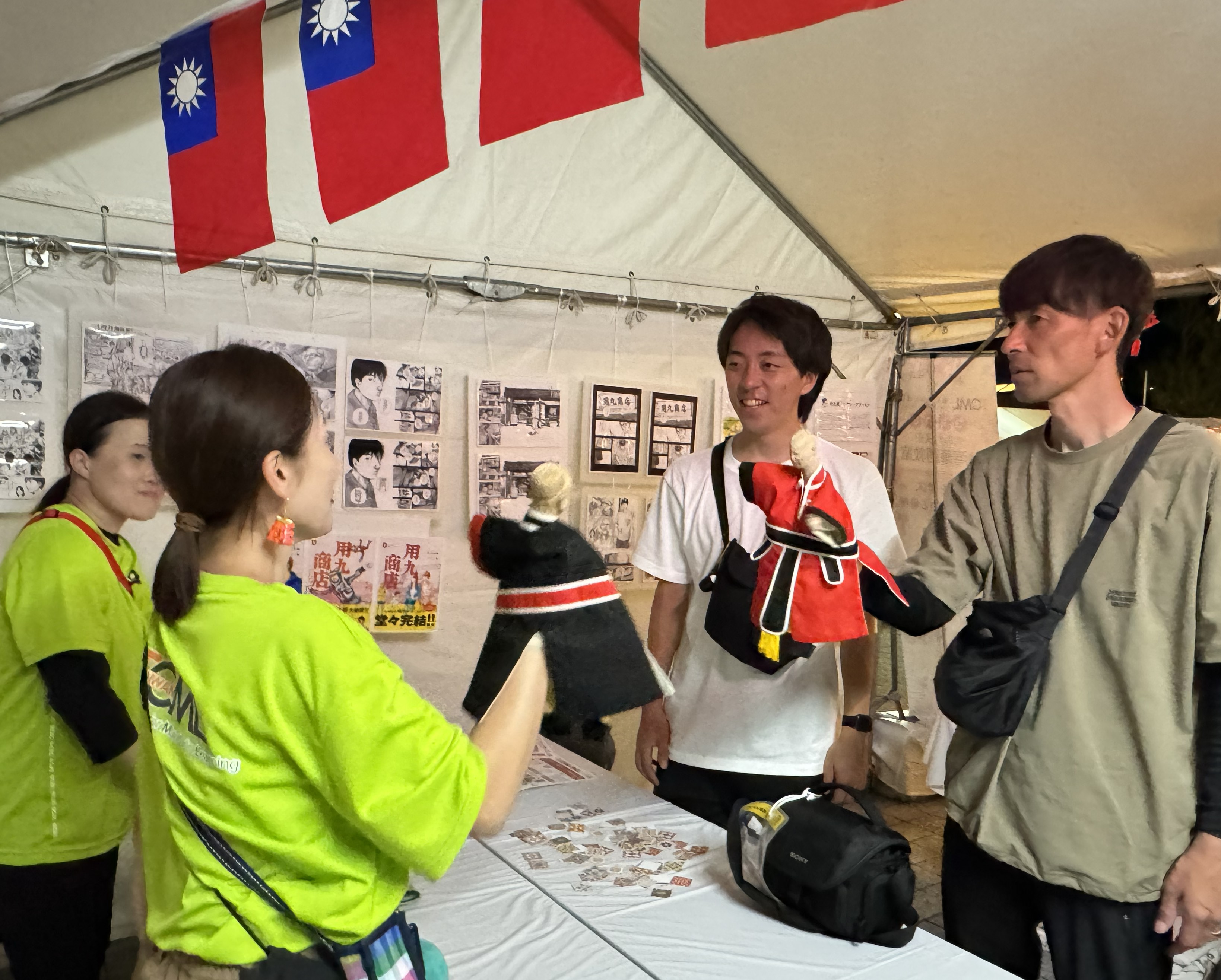 ，讓日本民眾透過操偶及華語互動，自然接觸臺灣傳統表演藝術與臺灣華語。