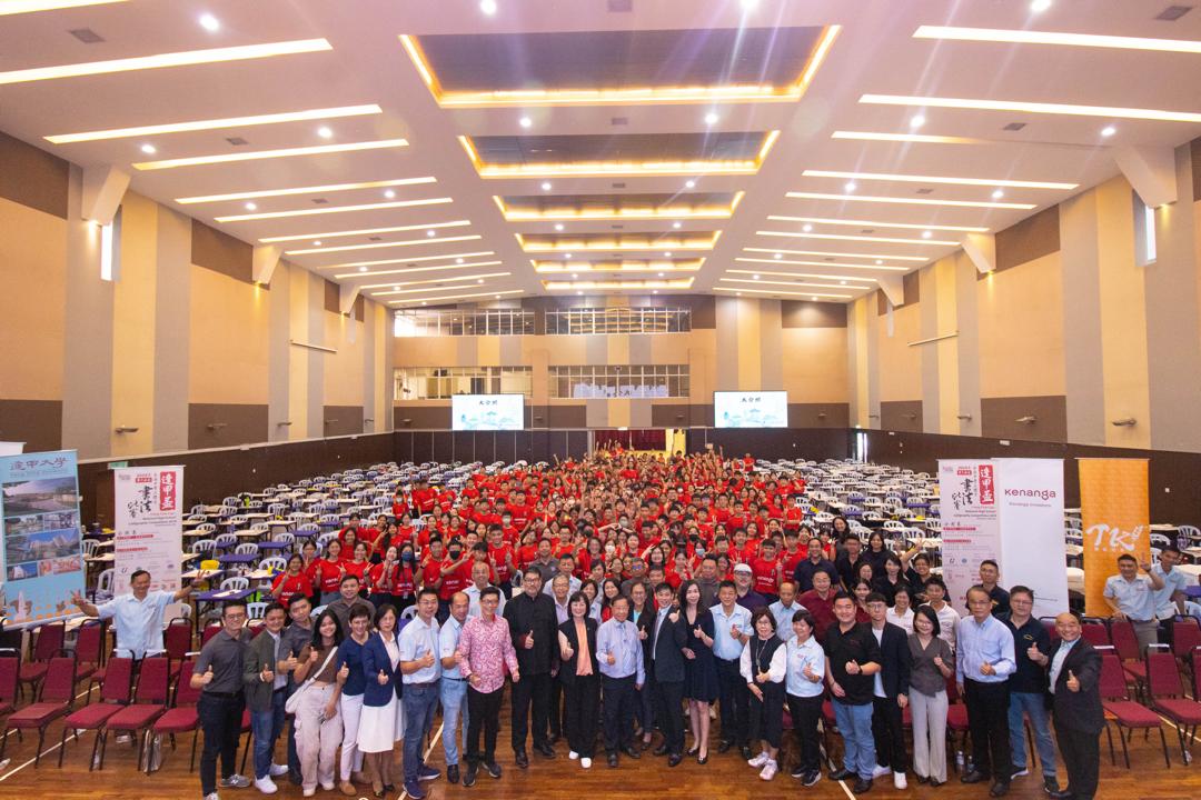 2024年08月10日巴生中華獨立中學全國開幕及揭題典禮全校共400名學生報名參與