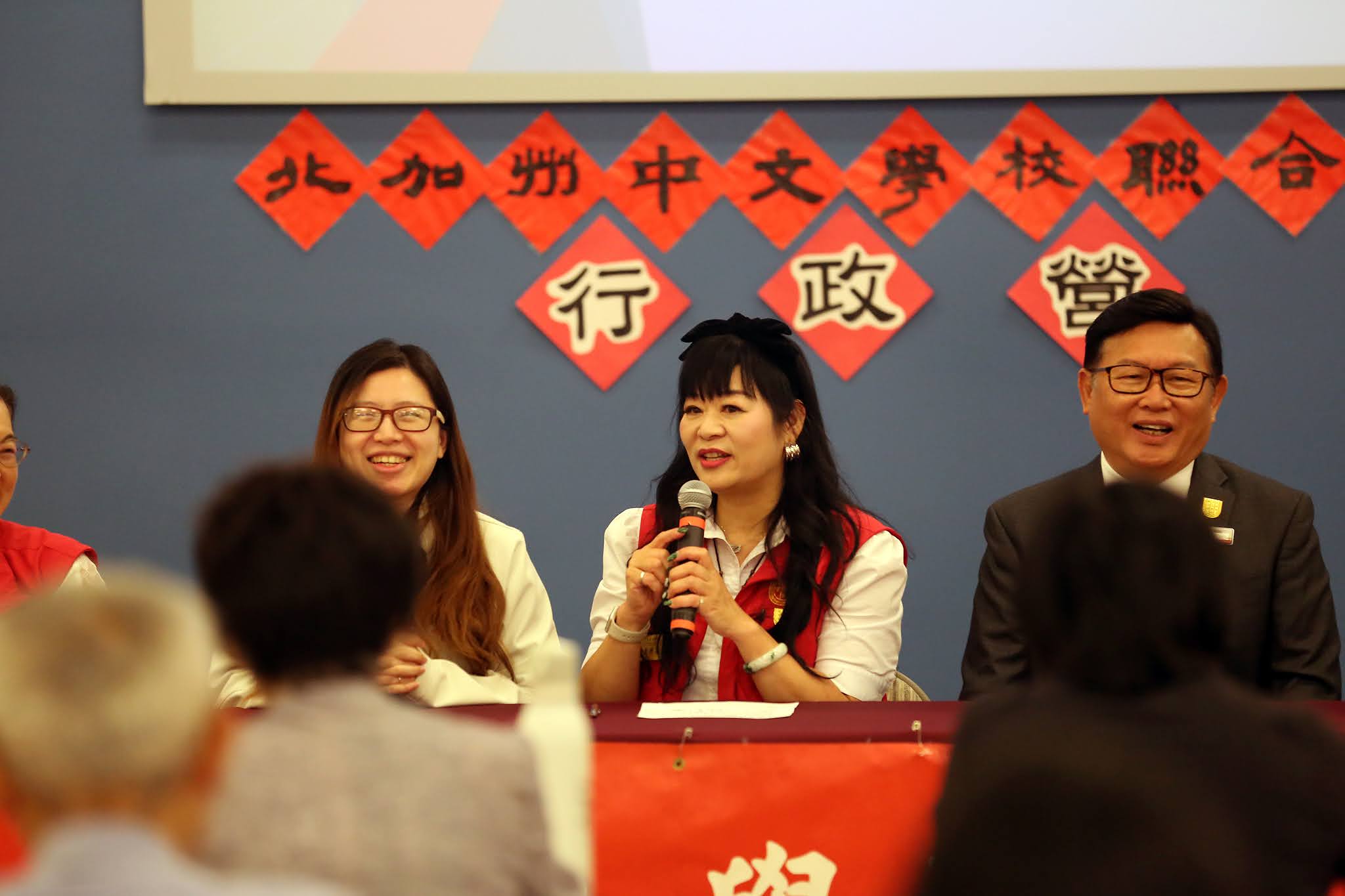 廖琇菁會長致歡迎詞並感謝蔡佳樺副主任蒞臨