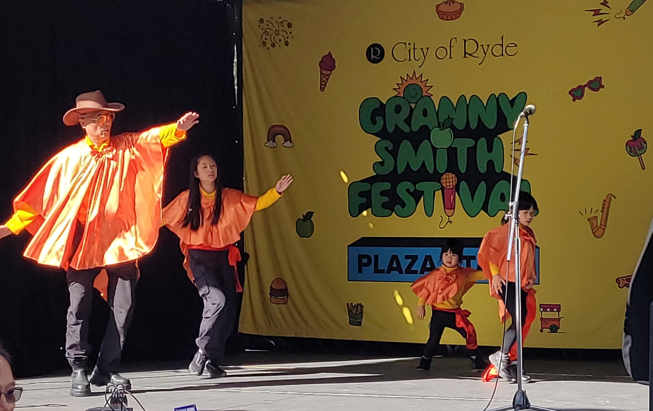 《格桑拉》意指「為幸福而舞」