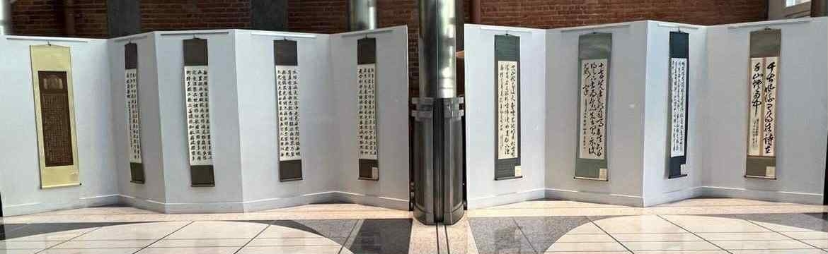 鳳凰城正體漢字文化經典書法展覽在鳳凰市政府大廳展出兩週