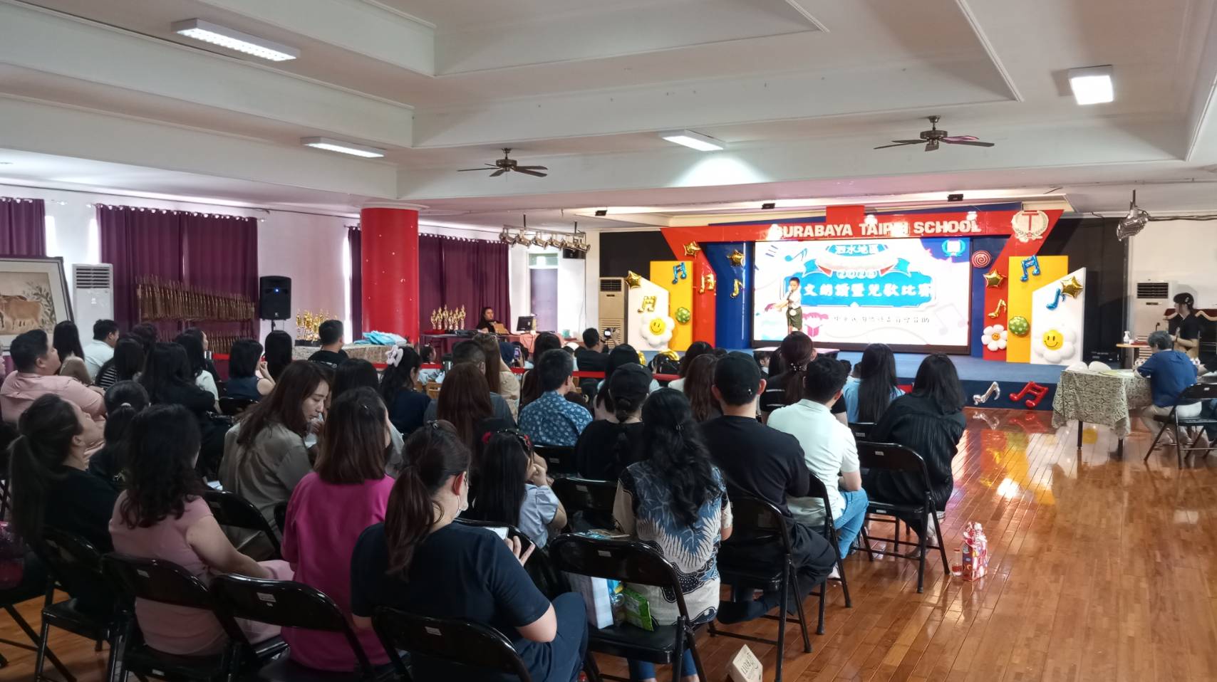 大班孩子朗讀流暢性高